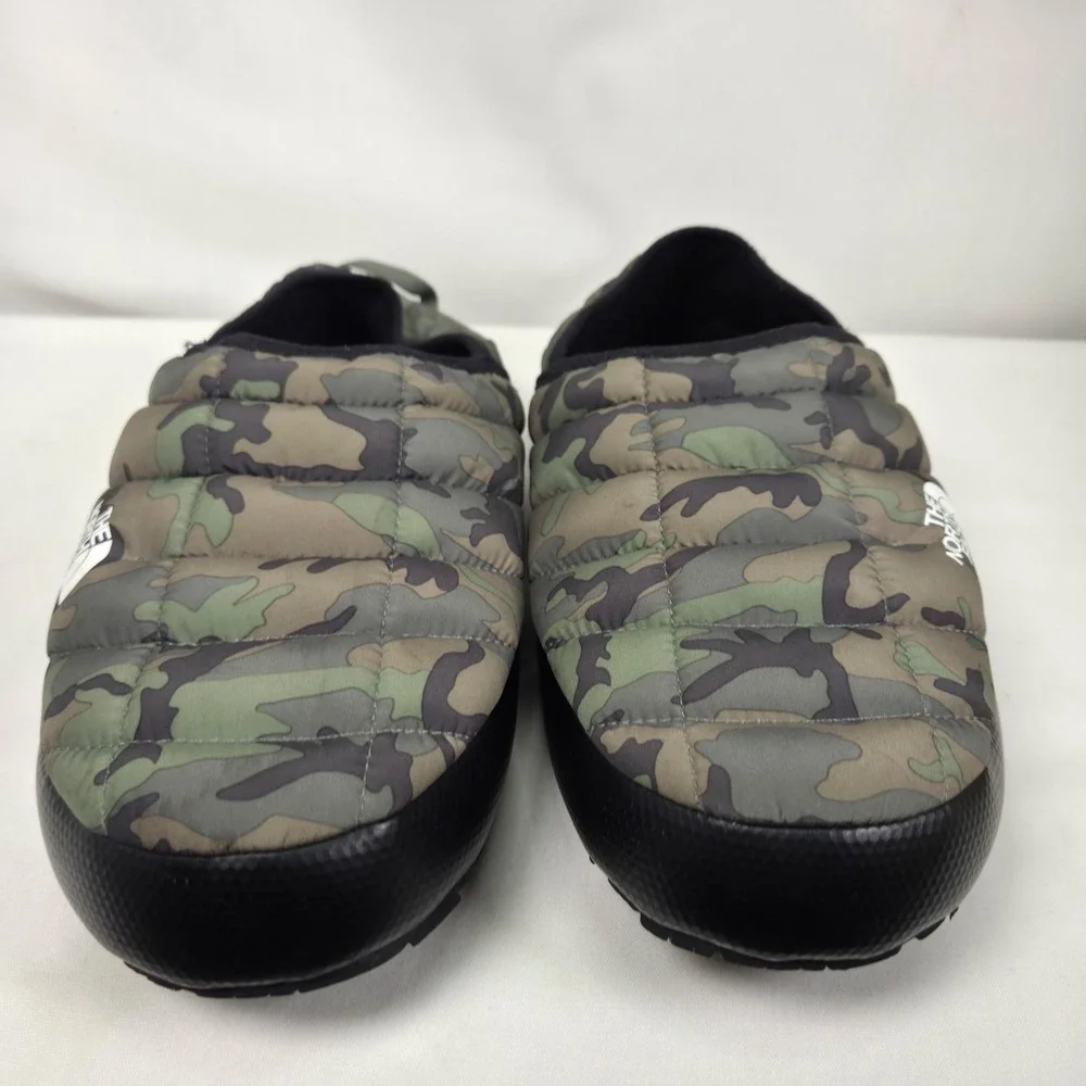 The North Face Thermoball Traction Mule V  Slipper Mens 9 Army Camo Grip Sole